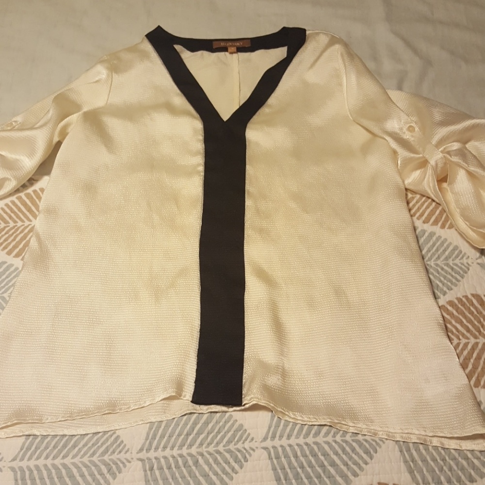 Ellen Tracy cream black blouse